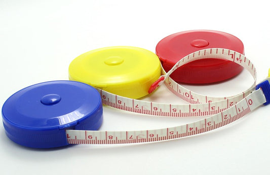 Retractable measuring tape